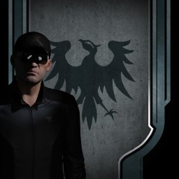 B2K008 portrait