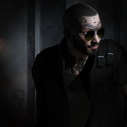 Lyntch portrait